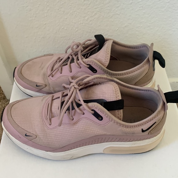 Nike shoes, size 7.5, plum color - Picture 3 of 5